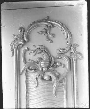 Potsdam, Neues Palais, Blaue Kammer, R.: 179, Ostwand, rechtes Detail am rechten Fenster.