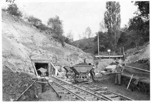 Engelbergtunnel, km 581,940 - 582,260 Sohlstollen Fahrbahn Stuttgart - Heilbronn