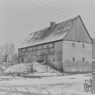 Kreckwitz, Dorf und Berge : Kreckwitz. Wohnstallhaus. Winteraufnahme