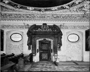 Salem Schloss Salem Konventsgebäude Sommerrefektorium Innenansicht - Portal