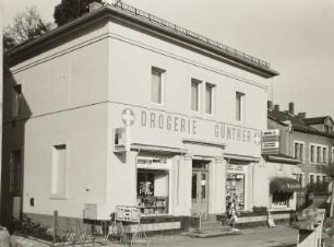Wohn- und Geschäftshaus