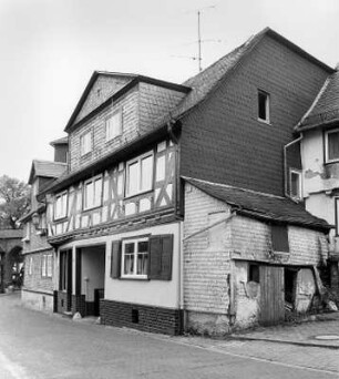 Braunfels, Burgweg 3, Burgweg 5