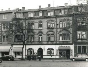 Dresden-Pieschen, Torgauer Straße 56. Wohnhaus mit Ladeneinbau (um 1900). Straßenansicht