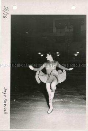 Inge Kabisch, Eiskunstläuferin aus Weißenfels, beim Training in der Werner-Seelenbinder-Halle in Berlin