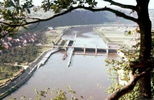 Staustufe Hessigheim/Neckar