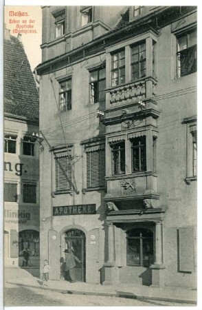 Meißen. Erker an der Apotheke