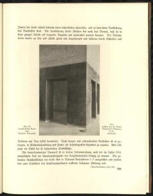 Abb. 216. Hauptbahnhof Karlsruhe, Polierter Betonsockel. Ausgeführt von der Firma Dyckerhoff & Widmann, A.-G., Karlsruhe.