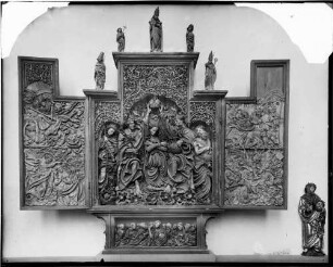 Niederrotweil Katholische Friedhofskirche Sankt Michael Geschnitzter Hochaltar (1525/1530) Gesamtansicht