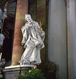 Hochaltar mit der heiligen Familie, den heiligen Johann Nepomuk und Franz Xaver — Heiliger Franz Xaver
