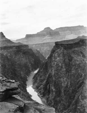 Der Colorado River im Crand Canyon : Blick auf den Colorado River von der Terrasse unterhalb des Inian Garden