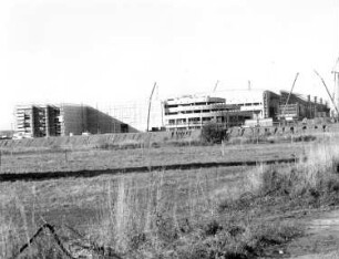 Dresden-Wilschdorf. Mikroelektronikkonzern Advanced Micro Devices (AMD) im Bau