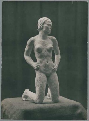 Kniende, 1928, Gips