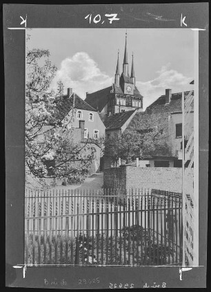 Lommatzsch. Kirche