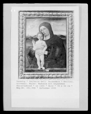 Madonna mit segnendem Christuskind