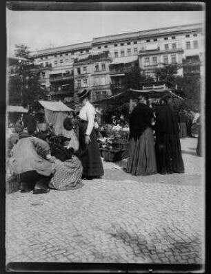 Ohne Titel (Friedrich-Karl-Platz, Nordwestseite)