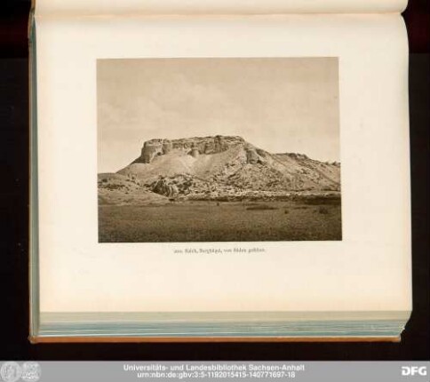 200. Balch, Burghügel, von Süden gesehen.