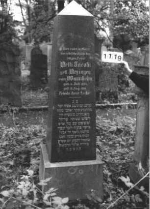 Grabstein 1119