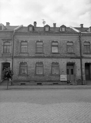 Schöneck, Hauptstraße 75. Wohnhaus (um 1880/1900). Straßenansicht