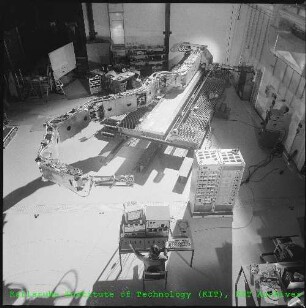 Demonstration des Maintenance Manipulators für den Tokamak Fusion Test Reactor (TFTR) durch die Hauptabteilung Ingenieurtechnik (HIT)