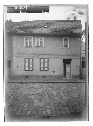 Bernau, Hohe Steinstraße 33. Wohnhaus. Straßenfront