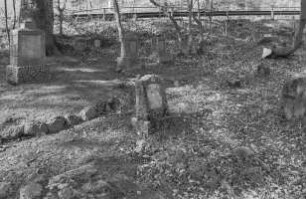 Alter Friedhof (Friedhof, christlicher); Vöhl, Im Laumbach