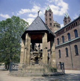 Speyer. Ölberggruppe am Dom Sankt Maria und Stephan