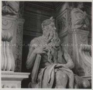Rom, Kirche St. Peter in den Ketten, Michelangelos Grabmal für Papst Julius II., Moses