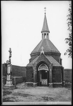 Ratsch. Kreuzkirche - Heiliger Brunnen