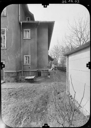 Radebeul, Emil-Högg-Straße 7. Mietvilla (1903/1904). Hofansicht
