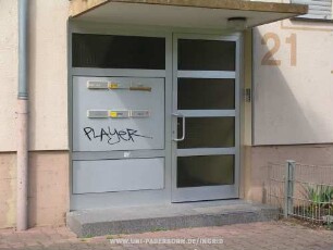 PLAYeR
