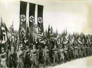 SA-Aufmarsch auf dem Reichsparteitag 1934