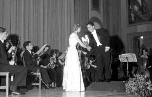 Madrid (Spanien): Konzert; Traian Popescu und Solistin Lola Bobesco