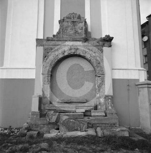 Portal an der Jesuitenkirche Glogau