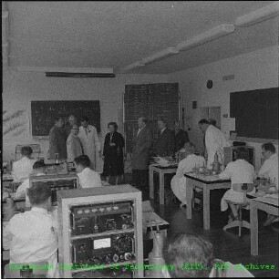 Besuch von Dr. Siegfried Balke (Bundesminister für Atomkernenergie und Wasserwirtschaft (BMAtW)) am Kernforschungszentrum Karlsruhe (KfK)
