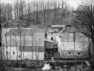 Dahren. Der Burgwall über der Mühle