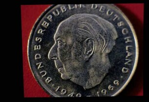 2.-DM Th. Heuss 1973