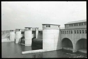 Besigheim, Wehr und Kraftwerk vom Unterwasser