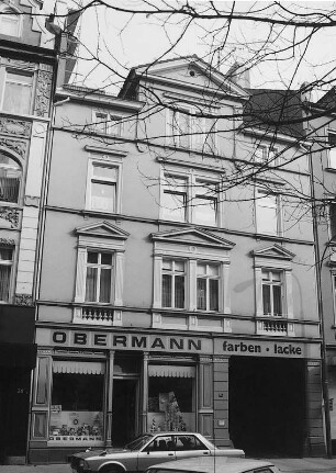 Gießen, Bahnhofstraße 24