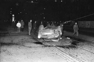 Verkehrsunfall auf der Kaiserstraße vor der Hauptpost.