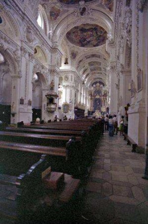 Waldsassen: Inneres der Wallfahrtskirche, im Umbau