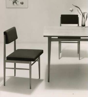 Stuhl "Mod. 238" und Tisch "Mod. 805" von Michael Bayer