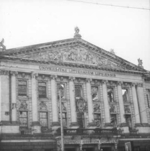 Leipzig. Augusteum (Universitätshauptgebäude) und Universitätskirche St. Pauli kurz vor Sprengung und Abbruch, Mai 1968