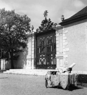 Toranlage (vielleicht in Frankreich)