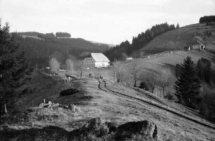 Gasthaus Rössle mit Bergsattel in Nessellachen