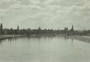 Dresden, Blick von der Brücke der Einheit (Albertbrücke)
