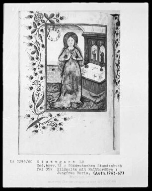 Deutsches Gebetbuch (Waldburg-Gebetbuch) — Jungfrau Maria vor einem Altar, Folio 85verso
