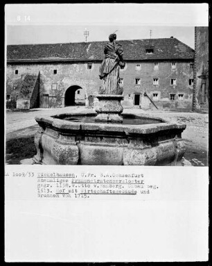 Brunnen auf dem Klosterhof