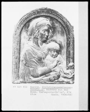 Madonna mit der Rose