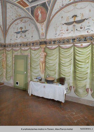 Dekorative Ausmalung : Westwand