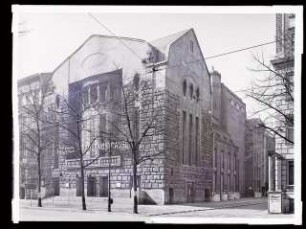Hebbel Theater (auch Theater Königgrätzerstrasse, Theater Saarlandstrasse), Berlin: Ansicht von Norden (Nergativ zu Inv. TBS 022,09)